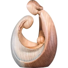 Sveta družina objem (barva, 17 cm)